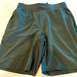Lululemon THE Short 9” inseam M